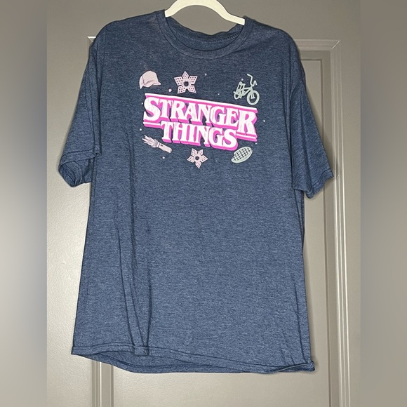 Tops - Stranger Things T-Shirt Sz L